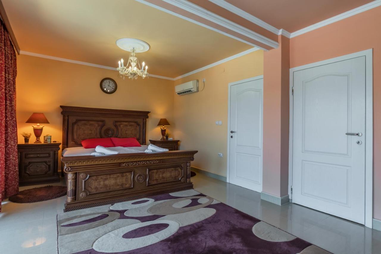 Villa Tivat Eksteriør bilde