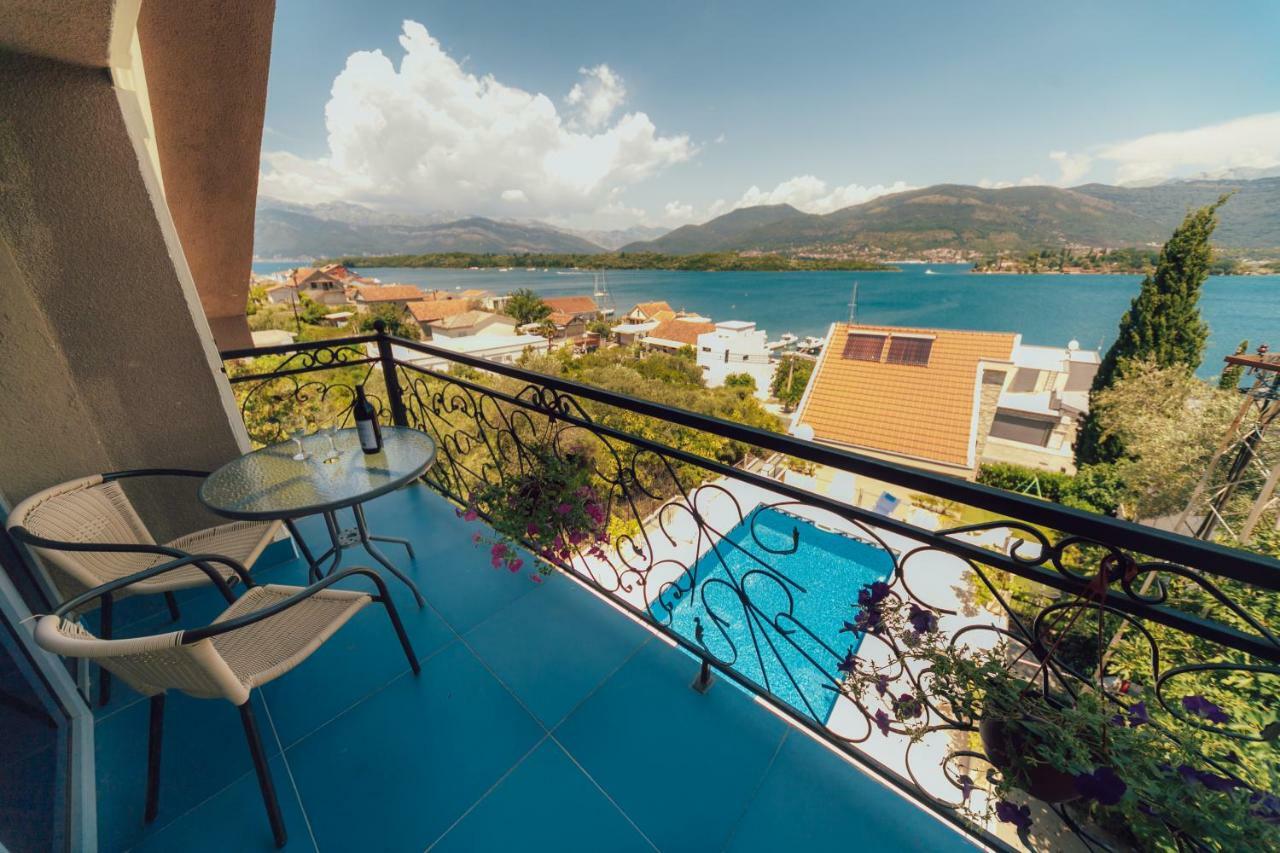 Villa Tivat Eksteriør bilde